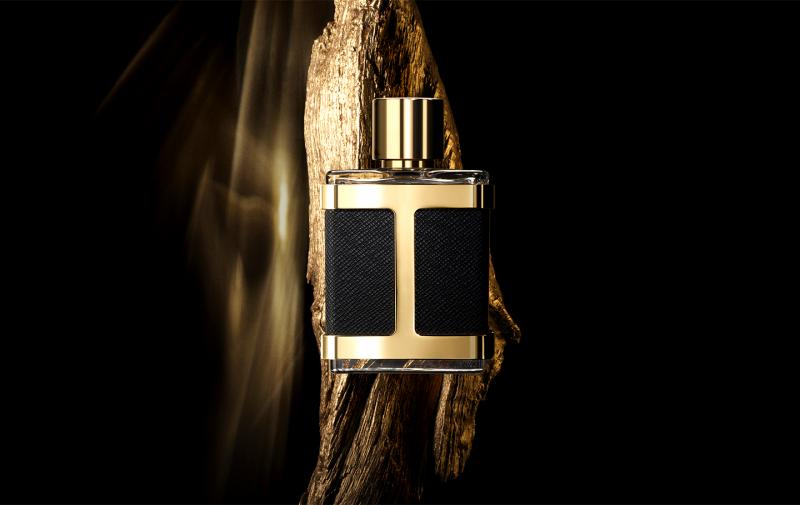 Мужская туалетная вода золотая. Carolina Herrera men Parfum. Carolina Herrera Ch Insignia Limited Edition. Carolina Herrera Chic for men.